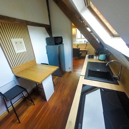 Loft De La Raquette Apartment Mons Bagian luar foto