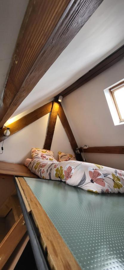 Loft De La Raquette Apartment Mons Bagian luar foto